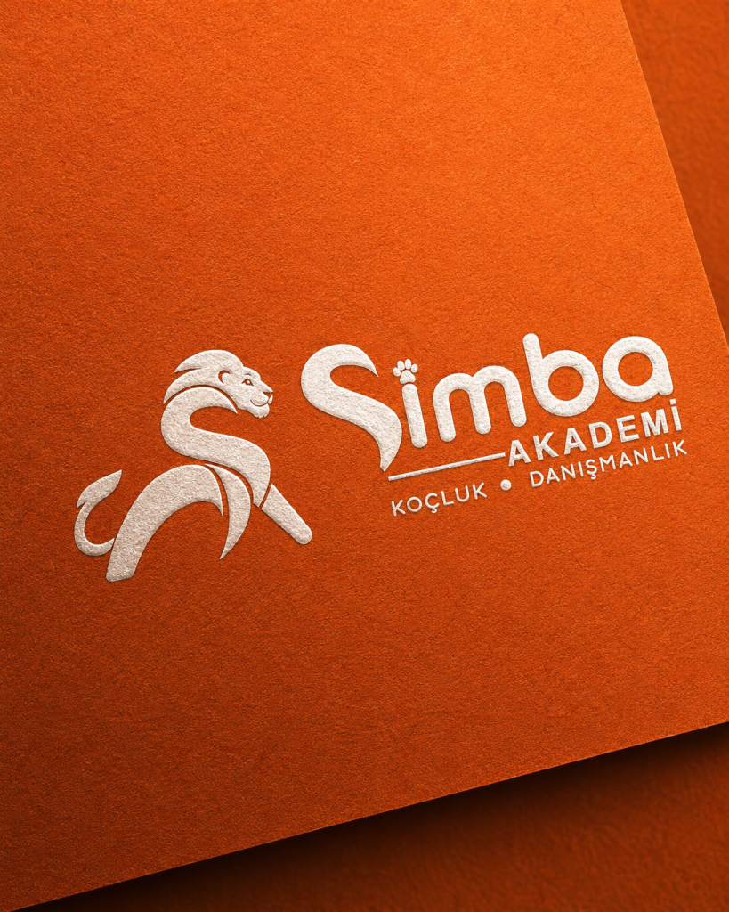 Simba Akademi aslan sembollü logosunun turuncu yüzey üzerindeki kabartma uygulaması
