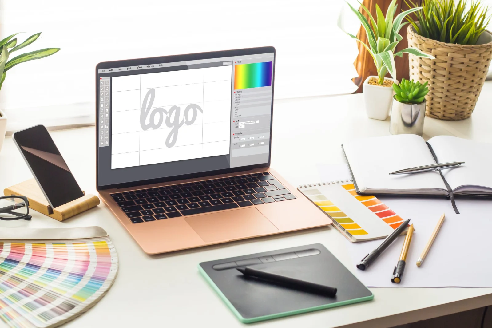 Profesyonel logo tasarım stüdyosu ve çalışma ortamı